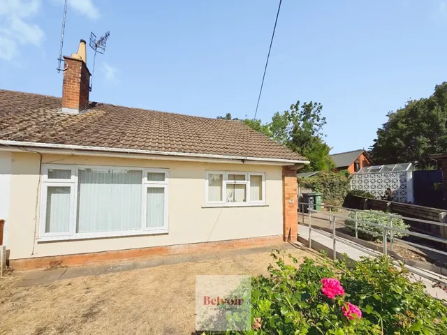 Masters Close, Evesham, WR11, photo 1