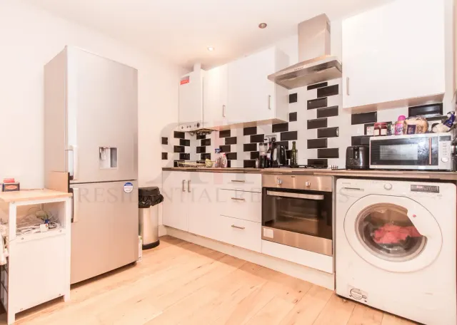 Denbigh Street, SW1V, photo 1