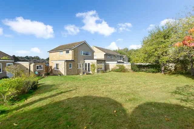 Seltops Close, Cranleigh, GU6, photo 3