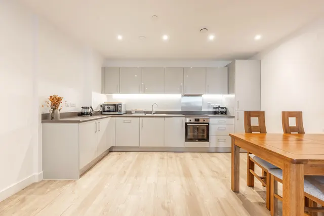 Photo 3 — Flat 31, Moore House, HARROW