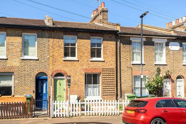 Reynolds Place, SE3, photo 1