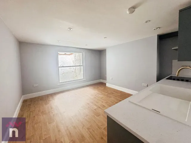 Grosvenor Street, Central, GL52, photo 2