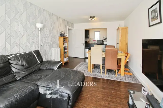 Millward Drive, Bletchley, MK2, photo 2