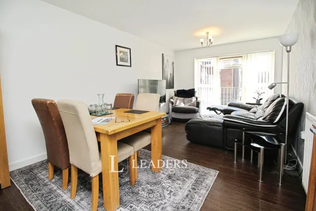 Millward Drive, Bletchley, MK2, photo 3