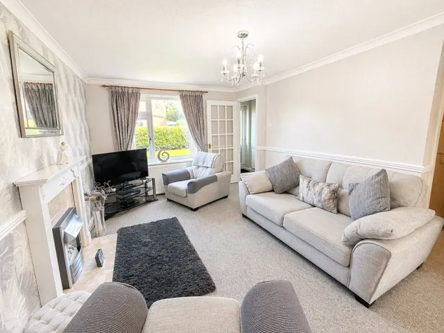 Photo 2 — Hailstone Drive, Northallerton, North Yorkshire, DL6