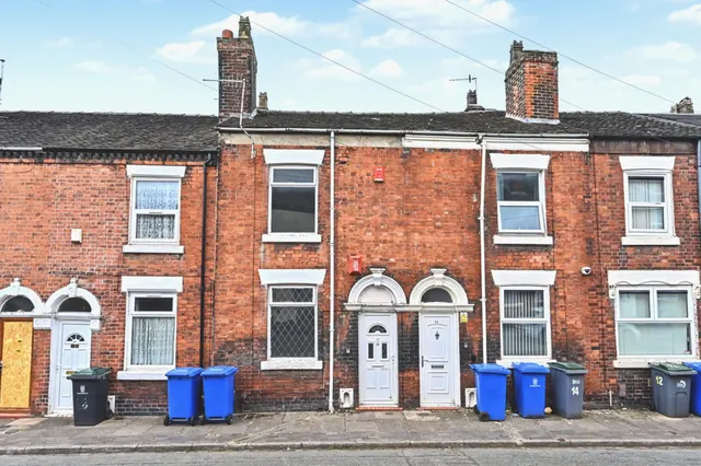 Riley Street North, Burslem, Stoke-on-Trent, photo 1