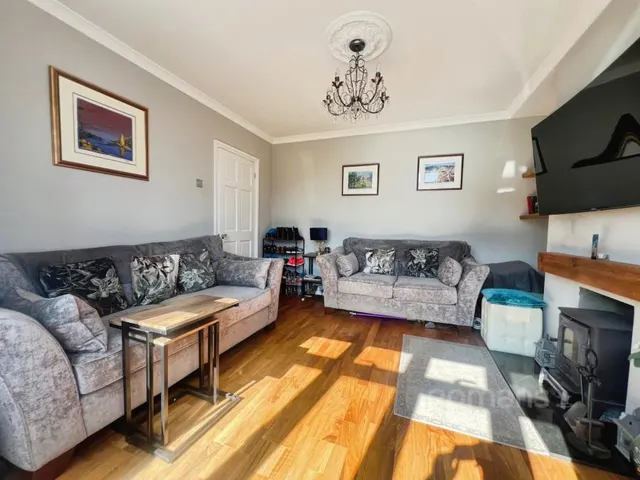 Brighton Road, Aldershot, GU12, photo 2