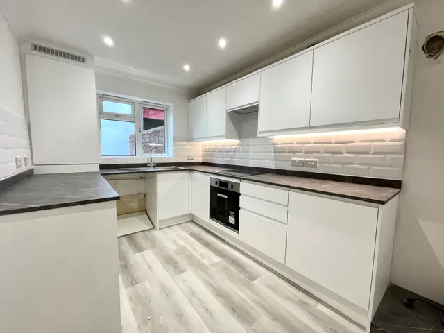 Wharfdale Road, Westbourne, BH4, photo 3
