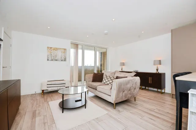 Croxley View, Watford, WD18, photo 1
