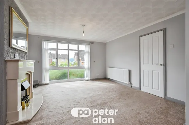 Derwent Drive, Aberdare, CF44, photo 3
