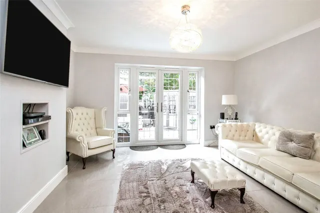 Photo 2 — Portsea Road, Tilbury, Thurrock, Essex, RM18