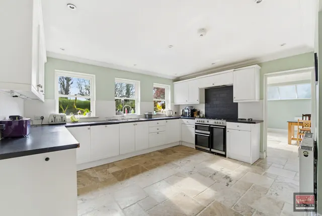 Cherry Orchard, Staines-upon-Thames, TW18, photo 3
