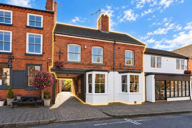 High Street, Eccleshall, ST21, photo 1