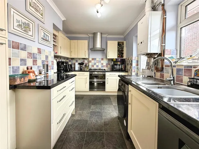 Photo 3 — Yeovil Road, College Town, Sandhurst, Berkshire, GU47 0QH