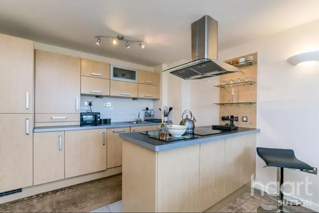 Throwley Way, Sutton, SM1, photo 2
