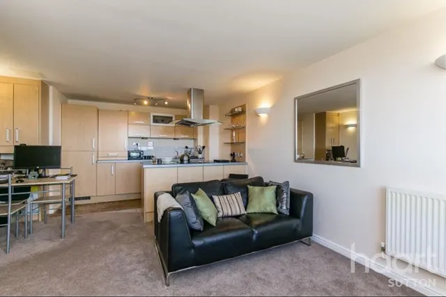 Throwley Way, Sutton, SM1, photo 3