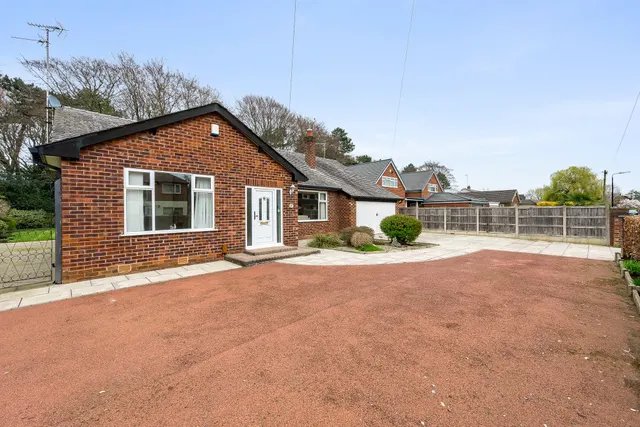 Taunton Road, Sale, photo 1