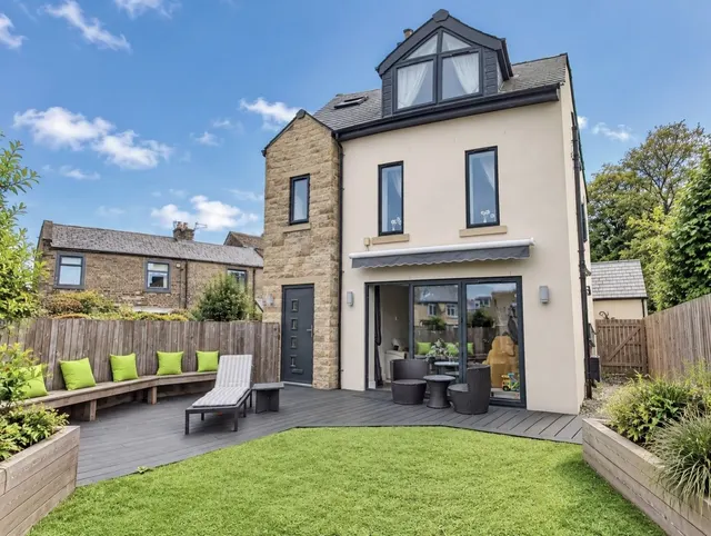 Whitegate Road, Halifax, HX3, photo 1