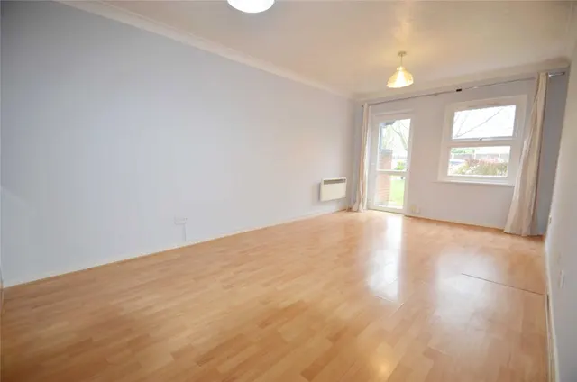 Overton Road, Sutton, Surrey, SM26QE, photo 1