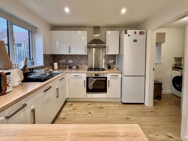 Bowman Drive, Wallsend, NE28, photo 2