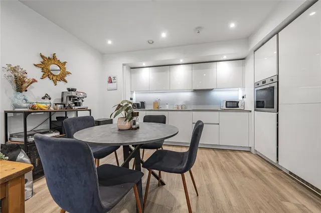 Garnet Place, West Drayton, UB7, photo 3