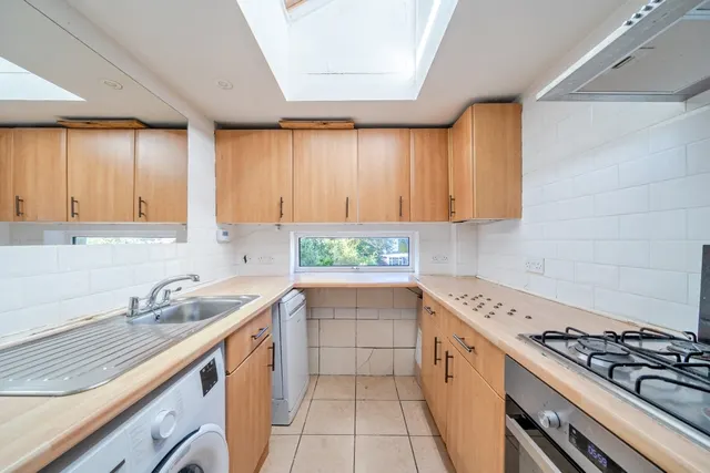 Farningham Road, Caterham, CR3, photo 2