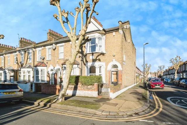 Photo 2 — Clacton Road, East Ham, London, E6