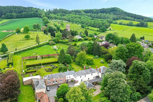 Photo 2 — Weston under Penyard, Ross-on-Wye, Herefordshire, HR9 7NZ