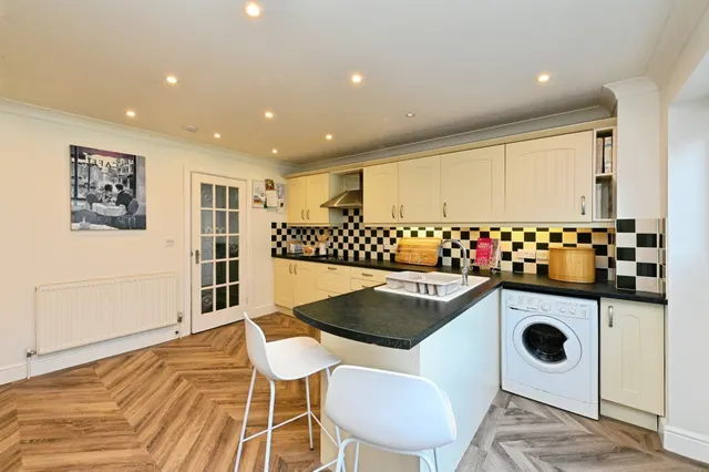 Photo 3 — Redlands Court, Heacham, King's Lynn