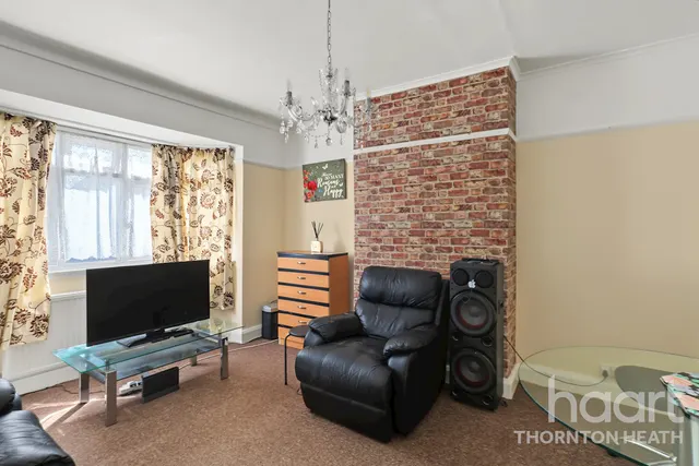 Wychwood Avenue, Thornton Heath, CR7, photo 3