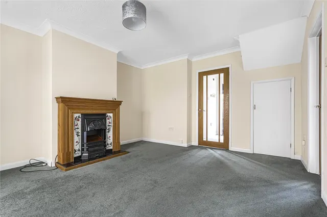 Wentworth Drive, Oundle, PE8, photo 2