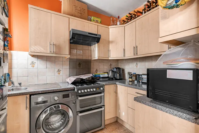 Fieldend Road, London, SW16, photo 3