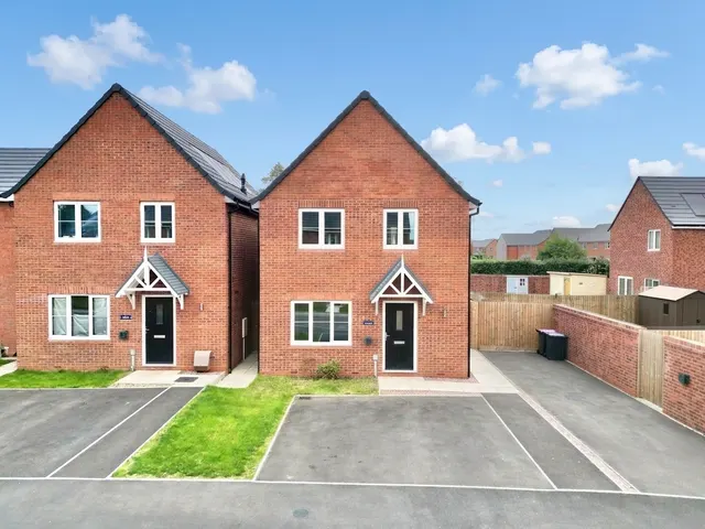 Montgomery Place, Ayrshire Vale, TF9, photo 1