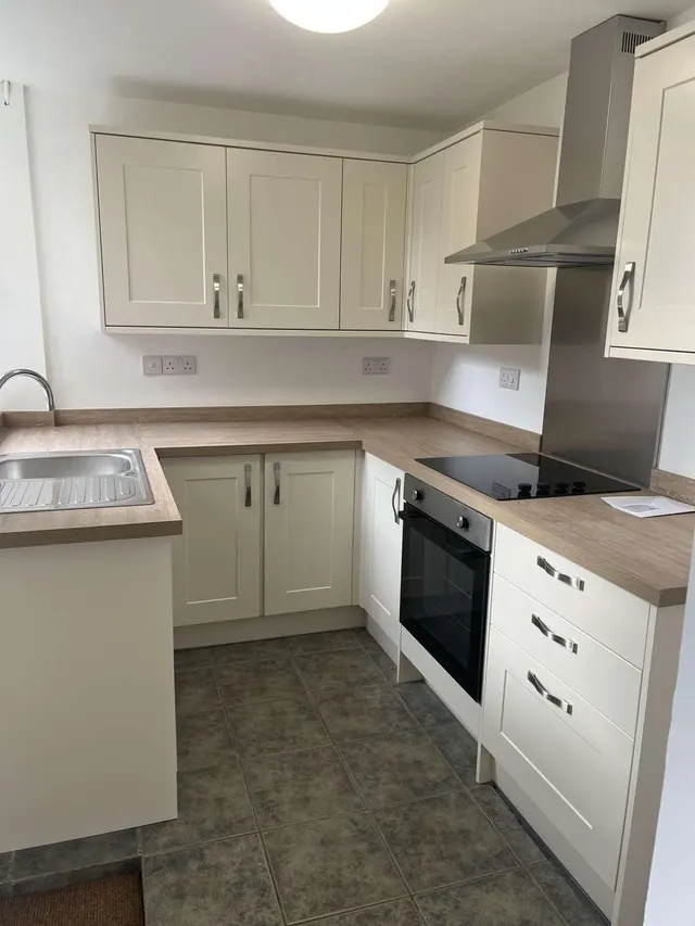 Photo 3 — SN13, Corsham, SN13