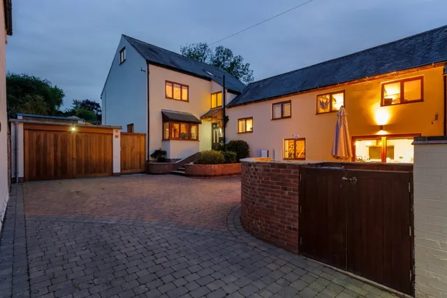 Brook Street, Wymeswold, LE12, photo 1
