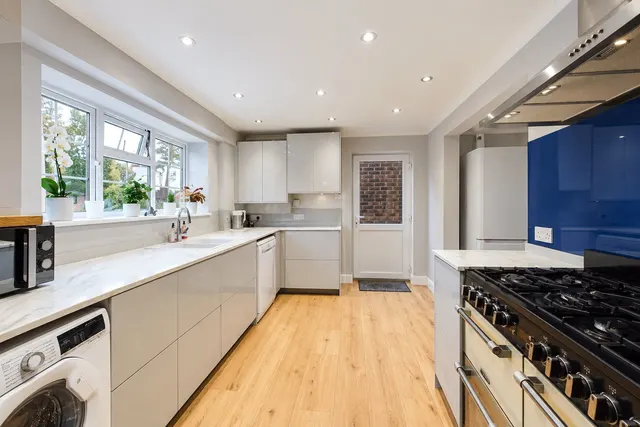 Longdown Road, Sandhurst, GU47, photo 2