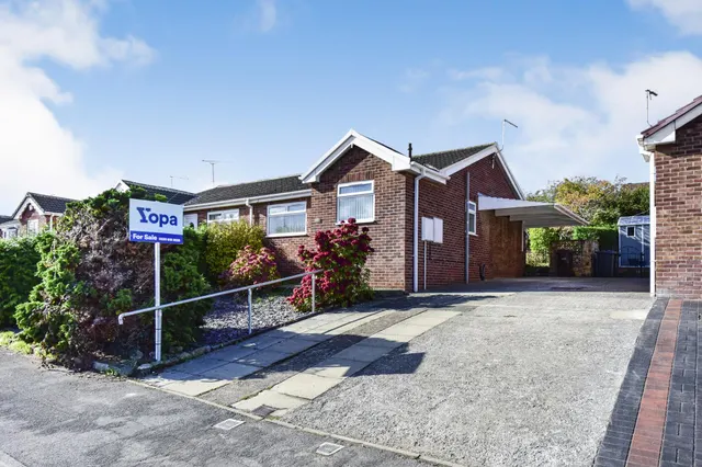 Grange Road, Rawmarsh, S62, photo 2