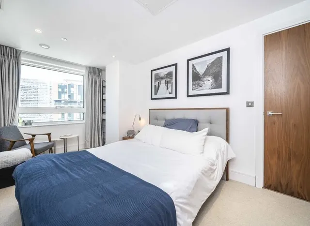 Lincoln Plaza, Canary Wharf, E14, photo 3