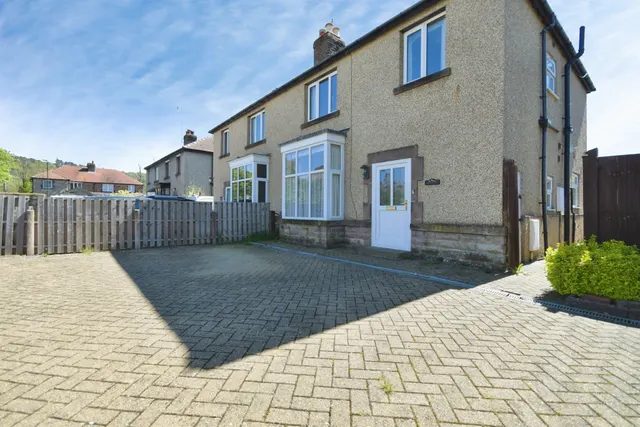 Photo 2 — Granby Croft, Bakewell