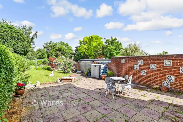 New Hythe Lane, Larkfield, ME20, photo 3