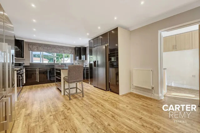 Shipwrights Drive, Benfleet, SS7, photo 2