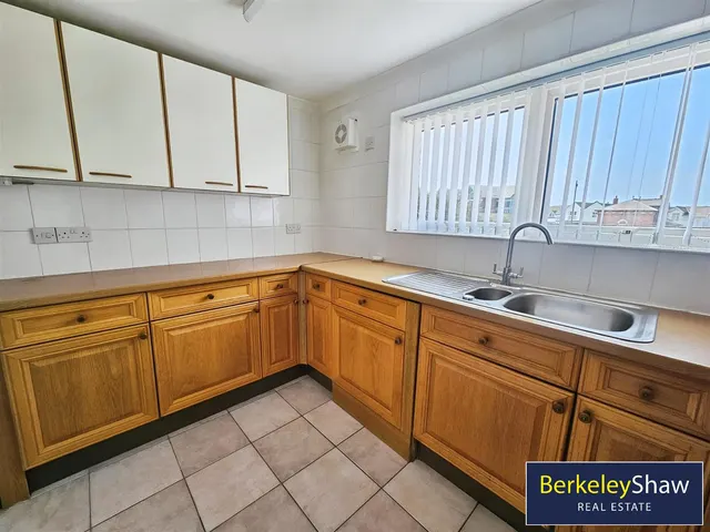 The Serpentine South, Blundellsands, L23, photo 2