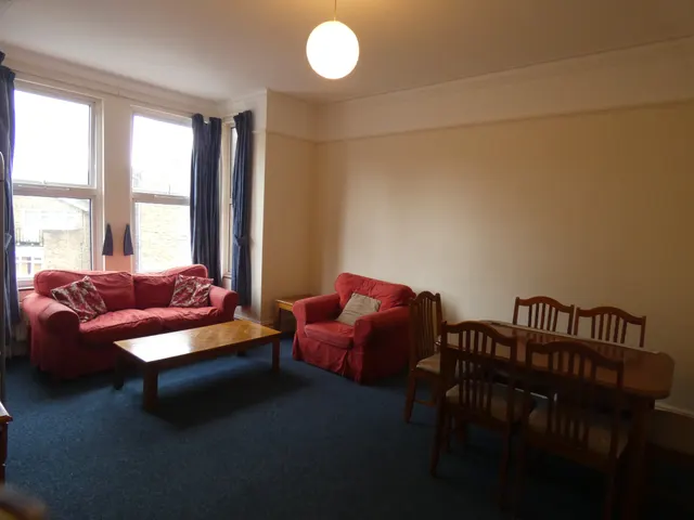 Church Road, Hanwell, London, W7 3BH, photo 1