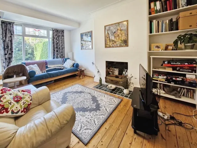 Photo 2 — Victoria Drive, Horsforth