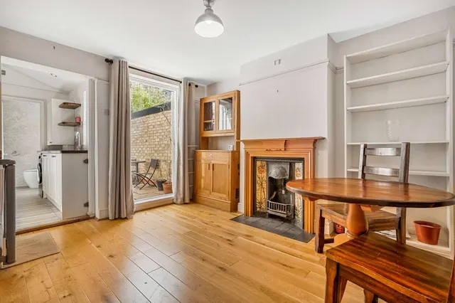 Photo 2 — Crown Road, Twickenham, TW1 3EQ