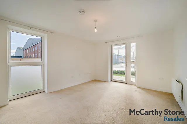 Barley Place, Blandford St. Mary, DT11, photo 2