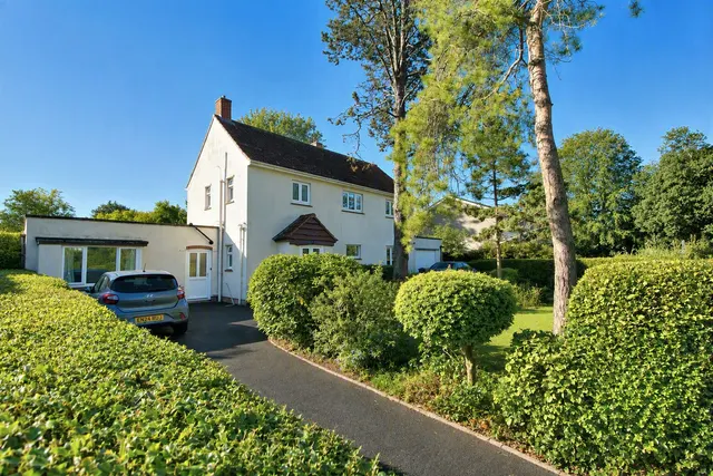 Park Road, Thornbury, photo 1