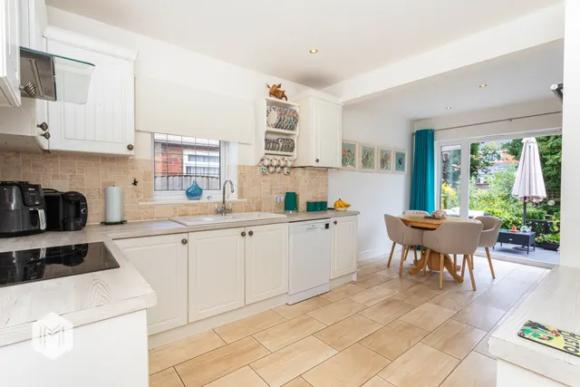 Hooten Lane, Leigh, WN7, photo 3