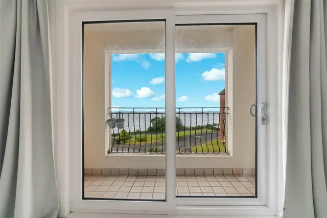 Photo 3 — Hollywood, Largs, North Ayrshire, KA30