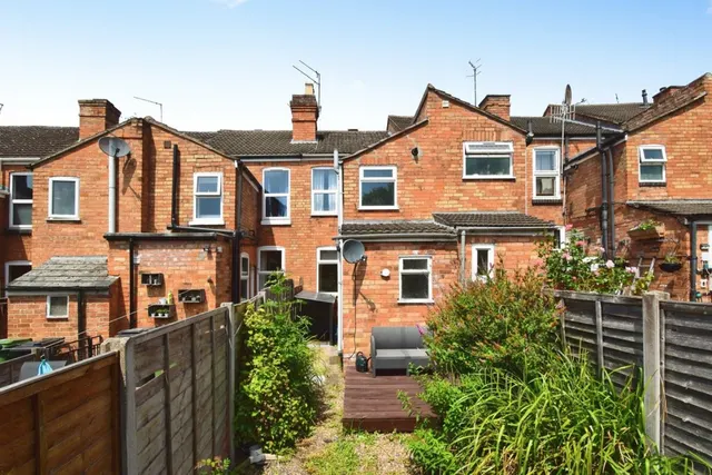 Photo 3 — 12 Livingstone Street, Worcester, WR5 2ES